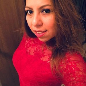 Meet your Posher, Elena